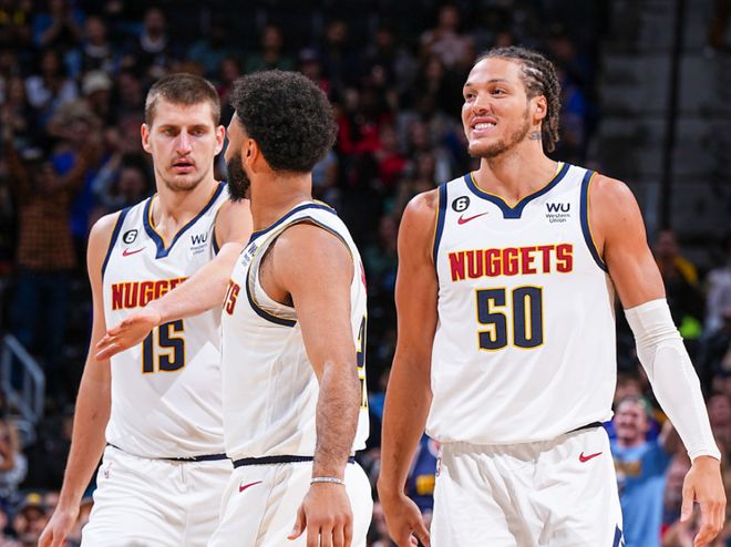 女足留洋球员沈梦露恢复场地训练，此前她因重伤缺阵9个月（重伤休战9个月后，留洋女足球员沈梦露重返场地训练）